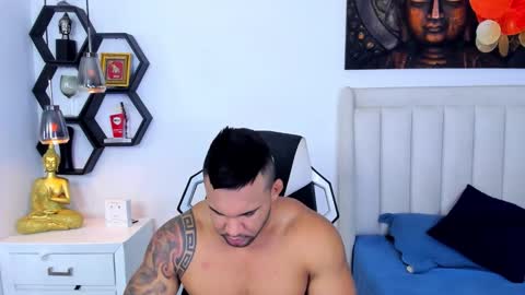 _matthew_santos_ online show from December 17, 2025, 10:38 pm