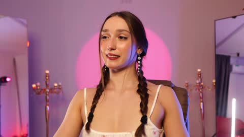 Snapshot of _meganmeow_ chatting on January 15, 2025, 1:12 am Saturday - start 2030-2130 GMT online show from January 15, 2025, 1:12 am
