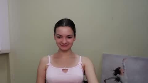 Snapshot of _megasta chatting on December 18, 2024, 7:36 am Susie online show from December 18, 2024, 7:36 am