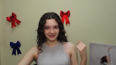 Snapshot of _megasta chatting on January 8, 2025, 7:13 am Susie online show from January 8, 2025, 7:13 am