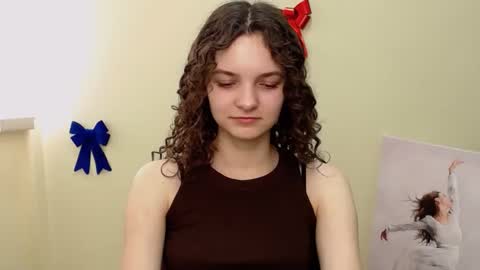 Snapshot of _megasta chatting on February 24, 2025, 12:26 pm Susie online show from February 24, 2025, 12:26 pm