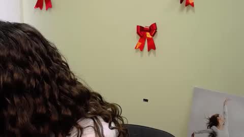 Snapshot of _megasta chatting on February 27, 2025, 7:55 am Susie online show from February 27, 2025, 7:55 am