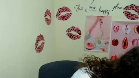 Snapshot of _megasta chatting on March 3, 2025, 8:16 am Susie online show from March 3, 2025, 8:16 am