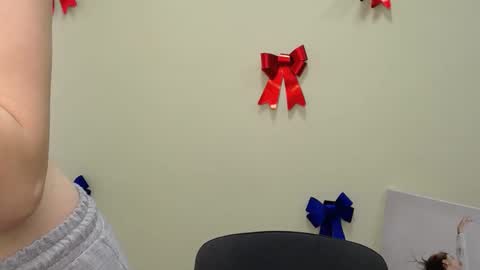 Snapshot of _megasta chatting on March 4, 2025, 7:41 am Susie online show from March 4, 2025, 7:41 am