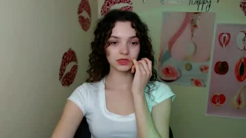 Snapshot of _megasta chatting on March 11, 2025, 7:48 am Susie online show from March 11, 2025, 7:48 am