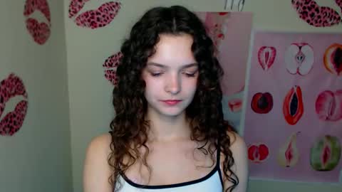 Snapshot of _megasta chatting on November 26, 2025, 1:34 pm Susie online show from November 26, 2025, 1:34 pm