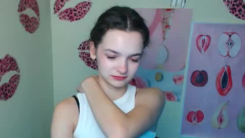 Snapshot of _megasta chatting on December 1, 2025, 1:05 pm Susie online show from December 1, 2025, 1:05 pm