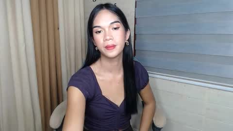 Snapshot of _mellyxxx chatting on November 3, 2025, 9:54 am Melly online show from November 3, 2025, 9:54 am