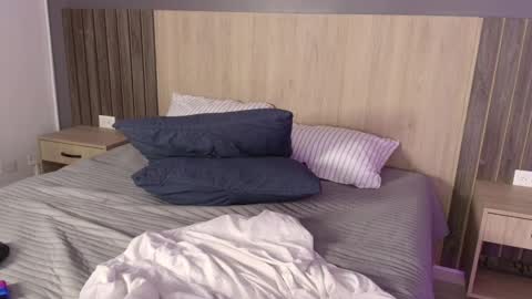 Snapshot of _miamiller_ chatting on February 25, 2025, 1:52 am _miamiller_ online show from February 25, 2025, 1:52 am
