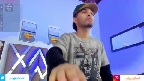 Snapshot of _miguel7w7 chatting on November 17, 2025, 2:34 pm miguel tomorrow from 200 pm Colombia to 1000 pm online show from November 17, 2025, 2:34 pm