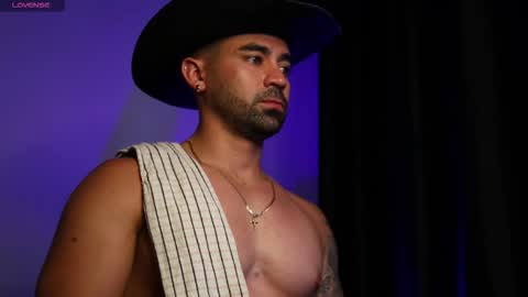 Snapshot of _mikestone chatting on September 22, 2025, 10:23 pm soy mike online show from September 22, 2025, 10:23 pm