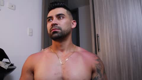 Snapshot of _mikestone chatting on December 1, 2025, 10:48 pm soy mike online show from December 1, 2025, 10:48 pm