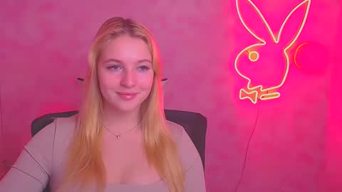 Melanie online show from February 16, 2025, 12:32 pm