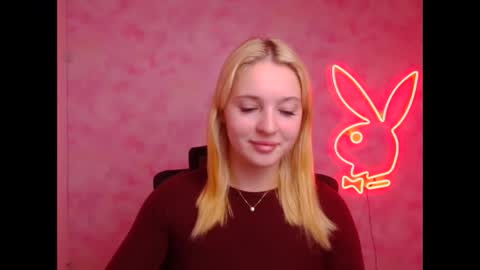 Melanie online show from October 21, 2025, 11:44 am