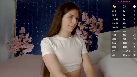 Snapshot of _mirror_girl chatting on September 12, 2025, 6:46 am Victoria online show from September 12, 2025, 6:46 am