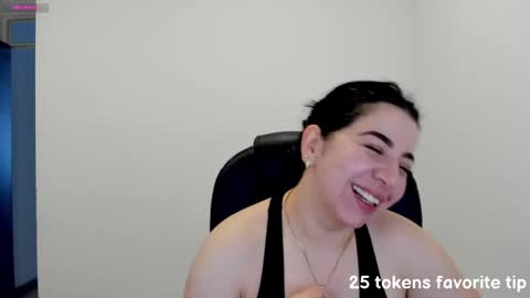 _miss_coco_ online show from February 12, 2025, 3:27 pm