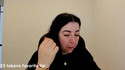 _miss_coco_ online show from February 28, 2025, 12:31 pm