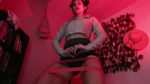 Snapshot of _miss_karoline chatting on November 21, 2025, 11:36 pm karoline uwu online show from November 21, 2025, 11:36 pm