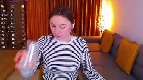 Snapshot of _miss_mia chatting on February 16, 2025, 12:21 pm Mia online show from February 16, 2025, 12:21 pm