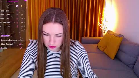 Snapshot of _miss_mia chatting on March 4, 2025, 8:24 am Mia online show from March 4, 2025, 8:24 am