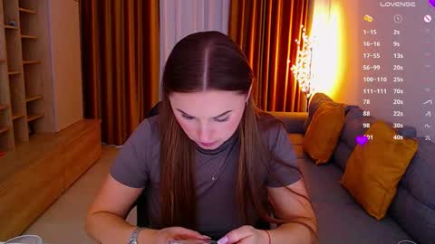 Snapshot of _miss_mia chatting on November 9, 2025, 10:13 am Mia online show from November 9, 2025, 10:13 am