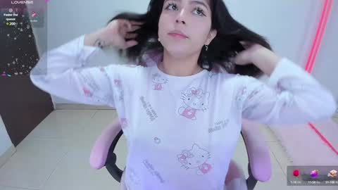 Snapshot of _misshoneyxx chatting on December 7, 2024, 10:17 pm Hanna Idependent Model online show from December 7, 2024, 10:17 pm