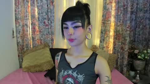 Snapshot of _mizuki chatting on January 17, 2025, 5:51 pm mizuki  online show from January 17, 2025, 5:51 pm