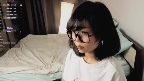 _molly_molly_molly_ online show from November 14, 2025, 3:44 pm