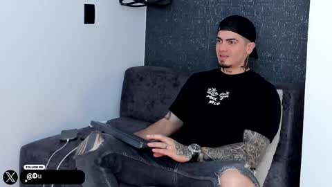 Snapshot of _mrcock_ chatting on September 24, 2025, 10:02 pm _mrcock_ online show from September 24, 2025, 10:02 pm