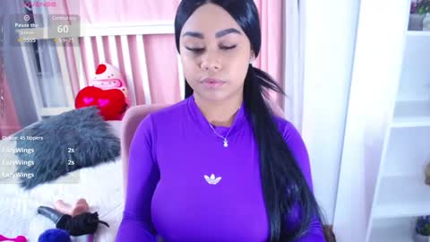 nahomi  online show from February 27, 2025, 5:34 am