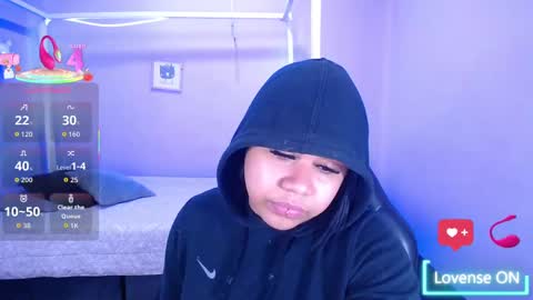 nahomi  online show from October 7, 2025, 12:08 am