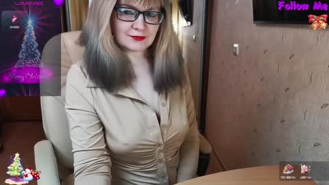 MagicWoman online show from January 15, 2025, 6:43 am