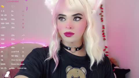 Snapshot of _natsuki chatting on December 28, 2024, 4:41 am _natsuki online show from December 28, 2024, 4:41 am