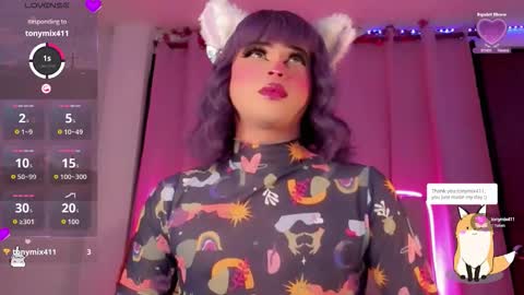 Snapshot of _natsuki chatting on October 12, 2025, 5:45 pm _natsuki online show from October 12, 2025, 5:45 pm