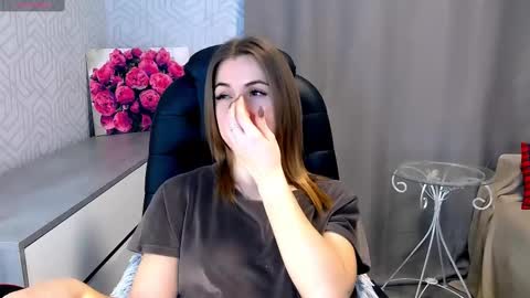 Snapshot of _naughty_megan_ chatting on February 19, 2025, 1:50 pm Megan online show from February 19, 2025, 1:50 pm