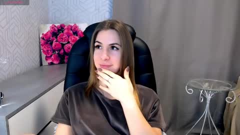 Snapshot of _naughty_megan_ chatting on February 20, 2025, 5:18 pm Megan online show from February 20, 2025, 5:18 pm