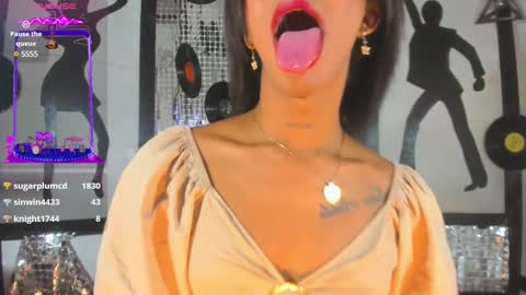 Nicky  Please help me with your thumbs up its importan online show from December 3, 2024, 10:06 am