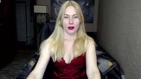Snapshot of _night_fantasy_ chatting on February 11, 2025, 8:52 pm Donella online show from February 11, 2025, 8:52 pm