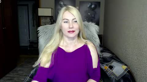 Snapshot of _night_fantasy_ chatting on October 28, 2025, 5:59 pm Donella online show from October 28, 2025, 5:59 pm