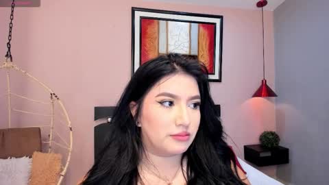   online show from November 27, 2025, 12:07 pm