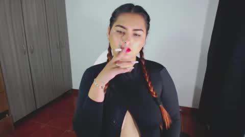 Nina  online show from December 12, 2024, 3:21 am