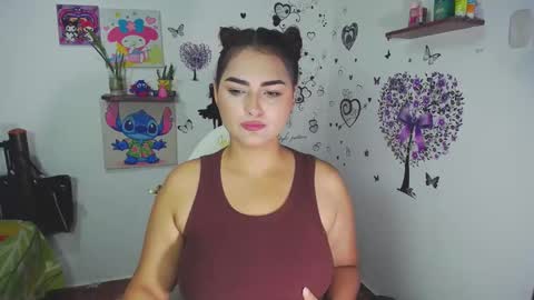 Nina  online show from October 20, 2025, 2:06 pm