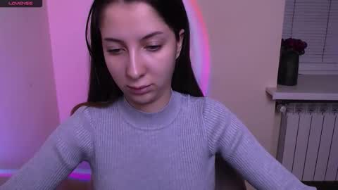 Olivia online show from November 27, 2025, 3:14 pm