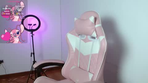 Pamela Smith online show from November 19, 2025, 1:05 am