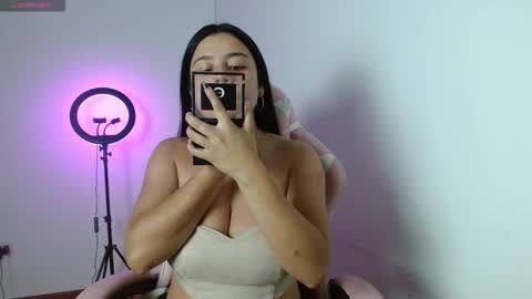 Pamela Smith online show from November 27, 2025, 10:28 am