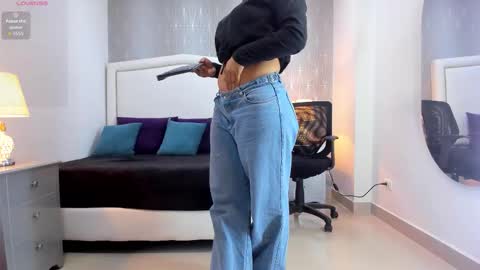 Snapshot of _peach1_ chatting on December 15, 2025, 2:43 pm peach1 online show from December 15, 2025, 2:43 pm