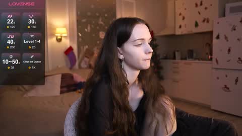 Snapshot of _petitteluna_ chatting on December 17, 2025, 10:21 am Luna online show from December 17, 2025, 10:21 am