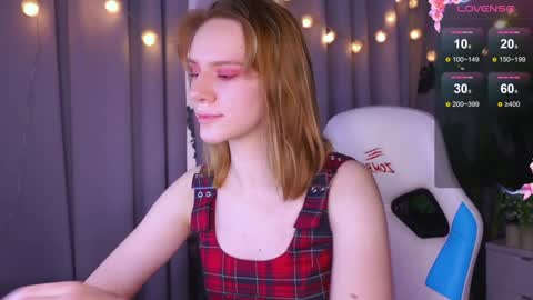 Snapshot of _ramona__ chatting on December 26, 2024, 9:22 am im Amy online show from December 26, 2024, 9:22 am