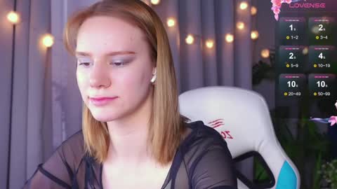 Snapshot of _ramona__ chatting on December 27, 2024, 9:28 am im Amy online show from December 27, 2024, 9:28 am