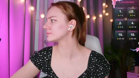 Snapshot of _ramona__ chatting on January 11, 2025, 8:43 am im Amy online show from January 11, 2025, 8:43 am